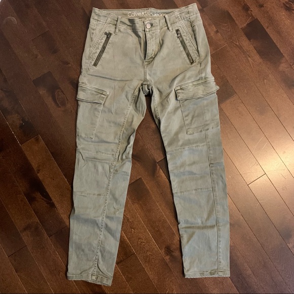 Calvin Klein Jeans - Picture 2 of 8